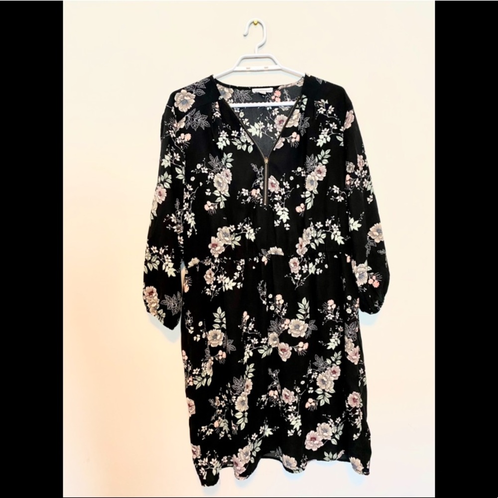 Warehouse One mid sleeved dress, size 2XL, colour Black